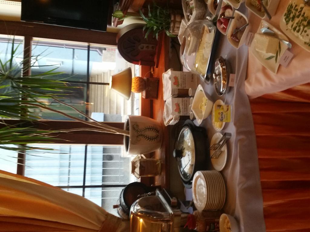 Hotel Restauracja Podzamcze Щецин Экстерьер фото