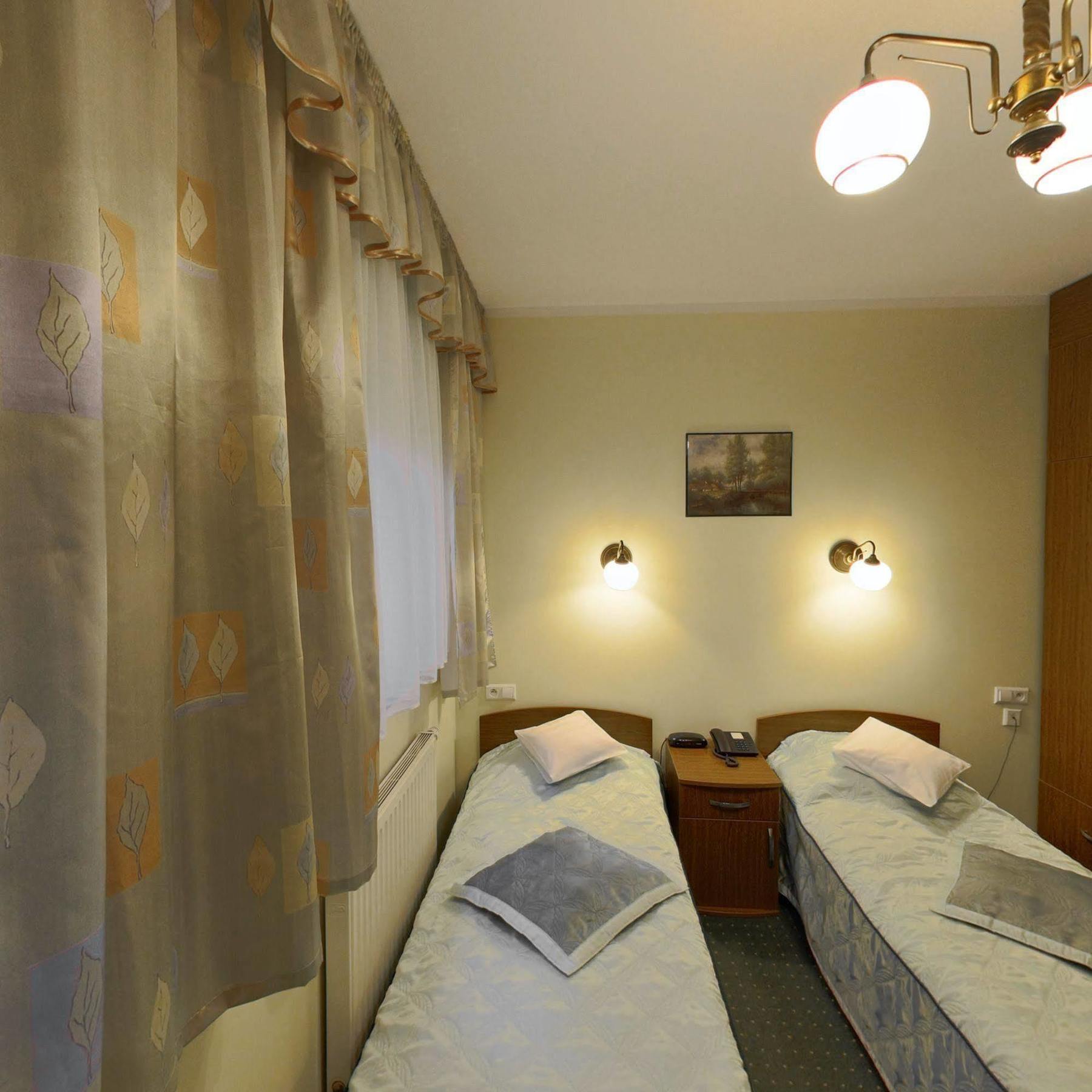 Hotel Restauracja Podzamcze Щецин Экстерьер фото