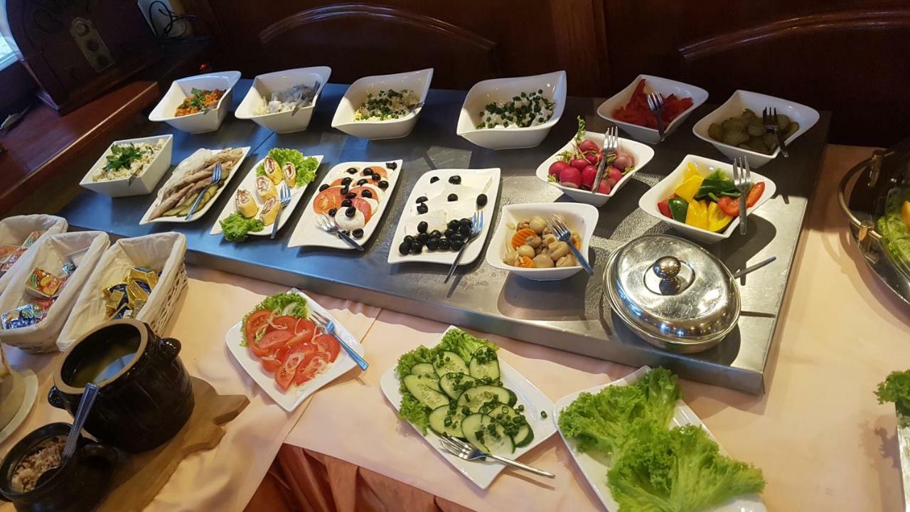 Hotel Restauracja Podzamcze Щецин Экстерьер фото